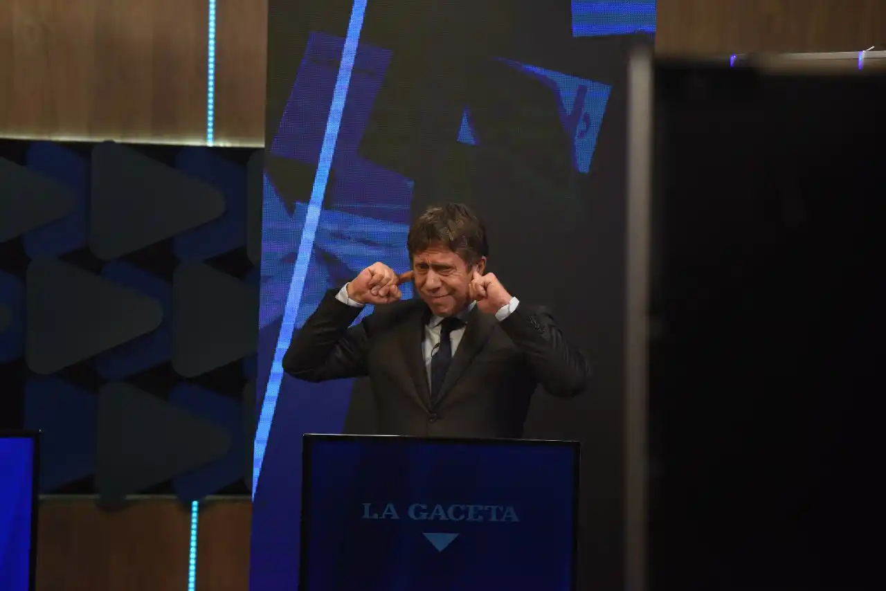 ATURDIDO. Ricardo Bussi, de Fuerza Republicana, durante el debate organizado por LA GACETA. Foto de Juan Pablo Sánchez Noli / LA GACETA