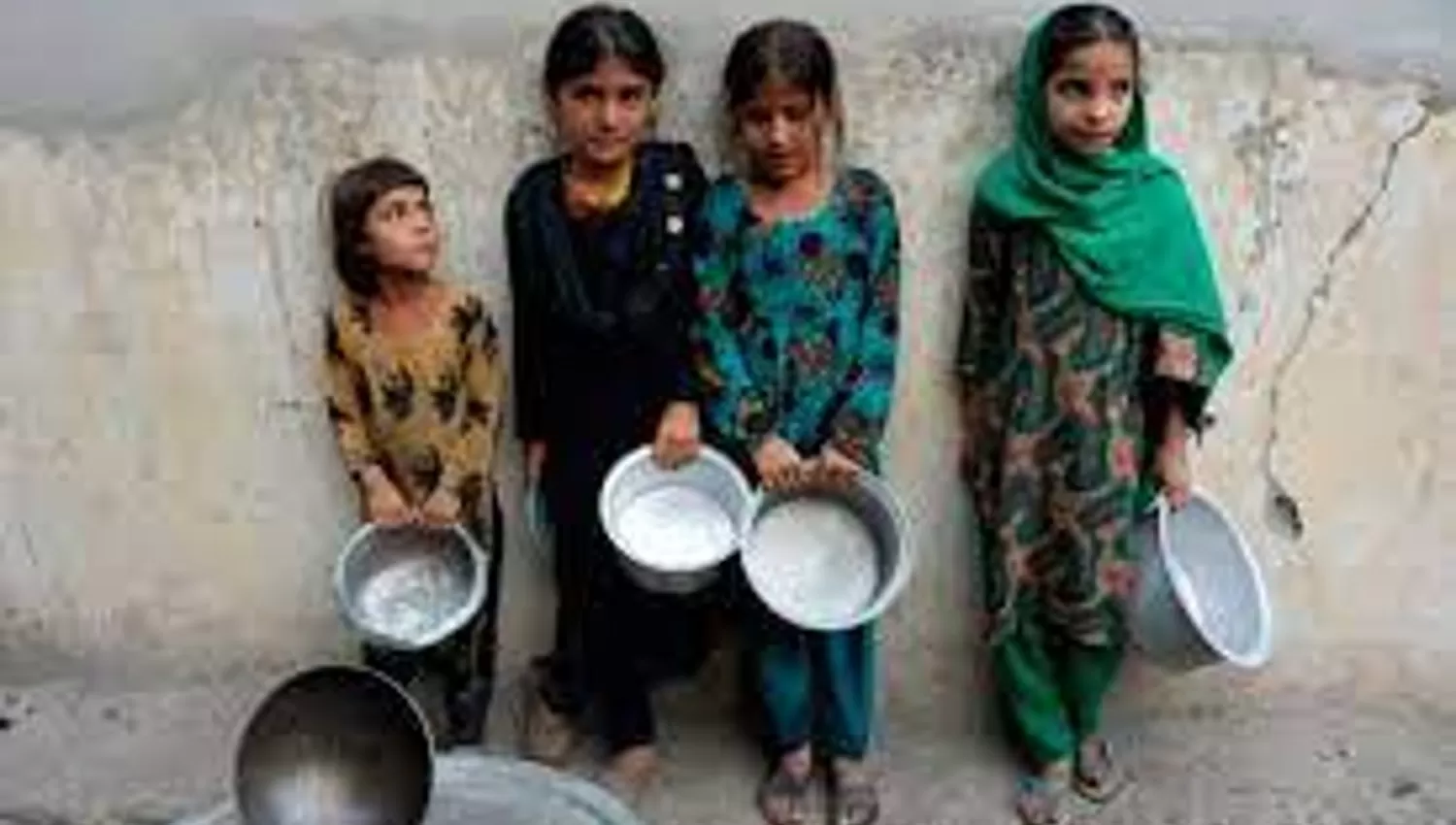 POBREZA. Más de tres millones de personas padecen hambre sólo en Afganistán.