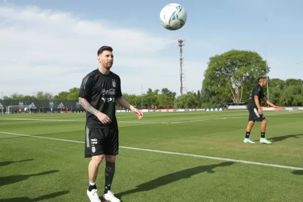 Messi podría ir de entrada en la visita de Argentina a Uruguay