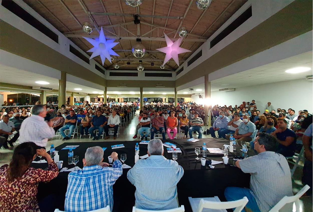 Referentes peronistas del oeste intensifican los actos de apoyo al Frente de Todos