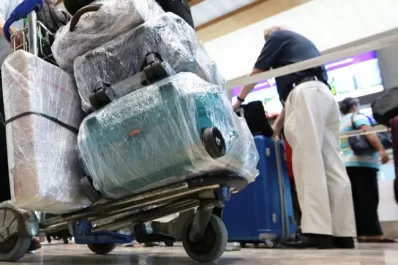 Cómo evitar que saqueen las valijas en el aeropuerto