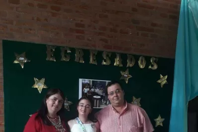 Chicos sordos esperan hace cuatro años el título secundario