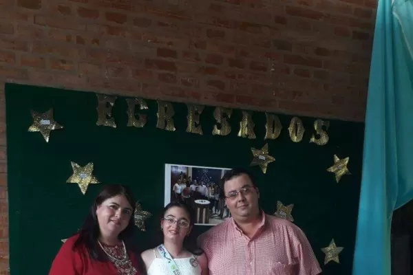 Chicos sordos esperan hace cuatro años el título secundario