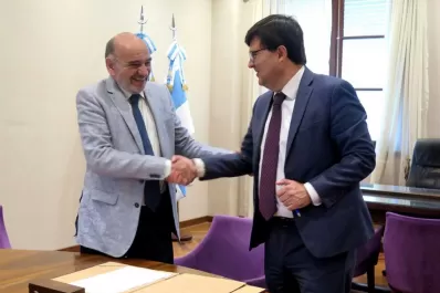 Firman un convenio para aunar criterios en contra del delito