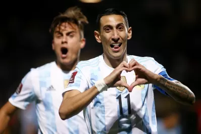 Argentina no jugó bien, pero consiguió un triunfo clave ante Uruguay en Montevideo