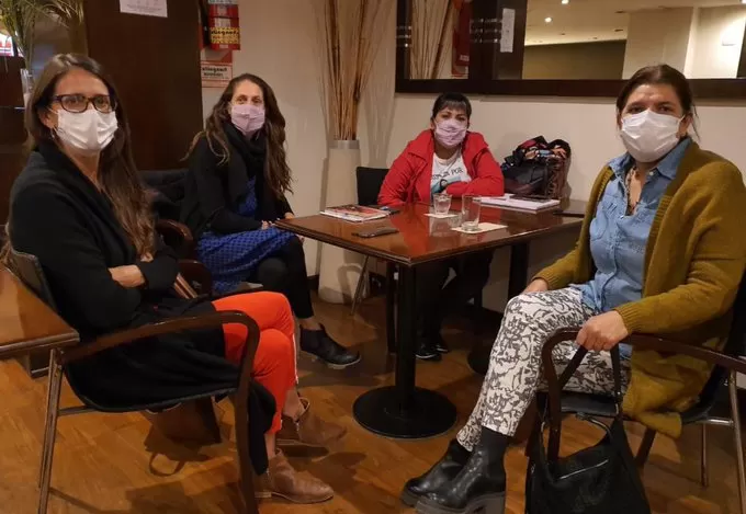 EN LAS REDES. Gómez Alcorta, Varsky, Zerpa y Tacacho en un diálogo en Salta. Twitter @EliGAlcorta 