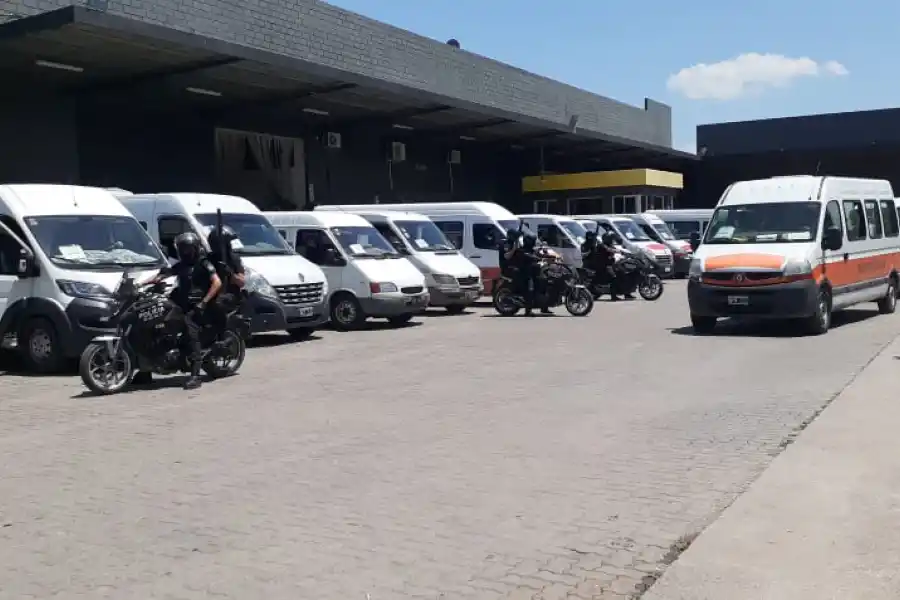 Traslado de la policía de Tucumán. Foto prensa de Gobierno