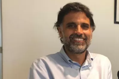 “El tema de la electromovilidad es como el tango: se necesitan dos”