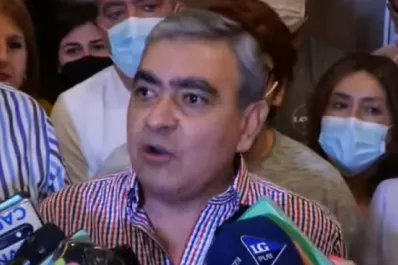 Alfaro vaticinó el fin del kirchnerismo y luego festejó con Sánchez