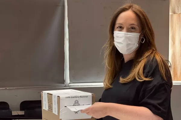 María Eugenia Vidal, tras votar: hoy los políticos no hablamos, habla la gente