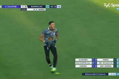 Polémica por los gestos del arquero de Barracas