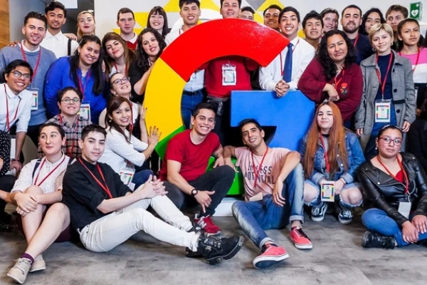 Cursos de verano que prometen dólares durante el invierno