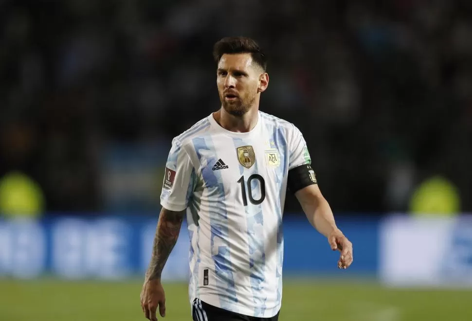 ILUSIONADO. Messi regresó a París entusiasmado luego de asegurar la clasificación al que será su quinto y último Mundial. 