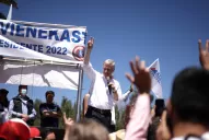 El conservador Kast y el izquierdista Boric pasan al balotaje en Chile