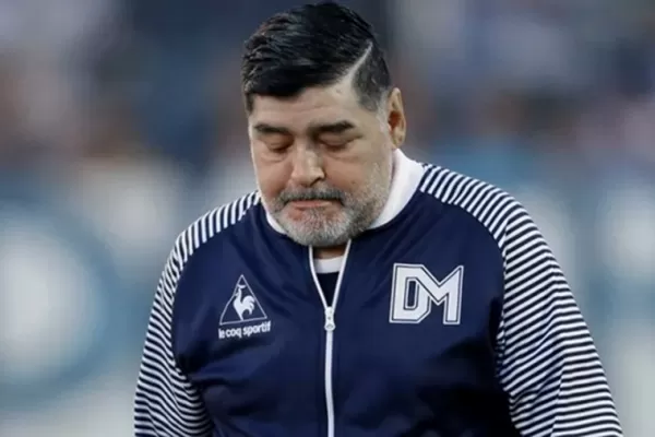 Nelson Castro reveló que Diego Maradona fue enterrado sin su corazón
