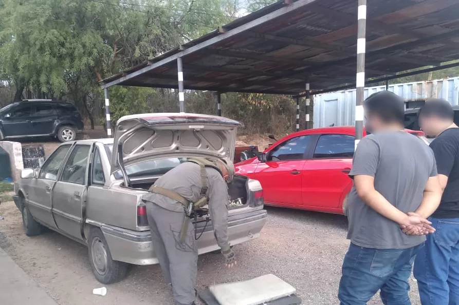 Frustraron un envío de cocaína y marihuana desde Jujuy hacia Tucumán