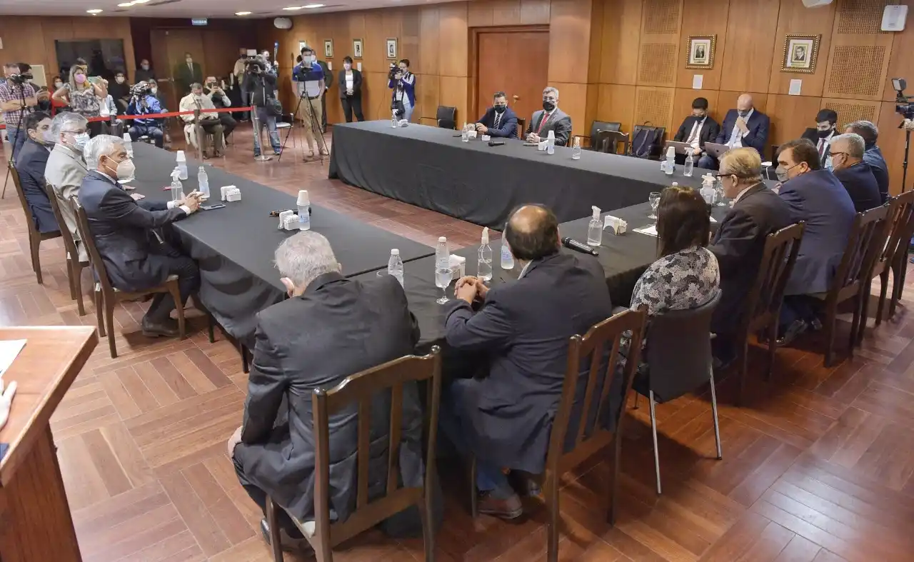 EN AUDIENCIA. El Jurado de Enjuiciamiento se reunió este martes y dio a conocer la decisión de destituir a Stoyanoff. Foto: Prensa HLT