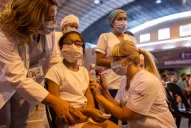 Tercera ola de covid-19 en Tucumán: cómo fue el primer día del megaoperativo de vacunación 