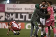 San Martín estuvo cerca de la heroica, pero se despidió del ascenso