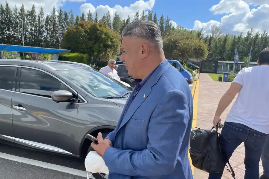 EL PRESIDENTE. Tapia encabezó la delegación del seleccionado nacional. 