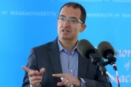 En Moderna creen que las vacunas tendrán problemas de eficacia con ómicron