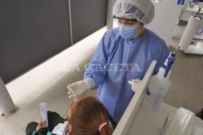 La curva de casos se mantiene en aumento en Tucumán: 426 contagios y una muerte por covid-19