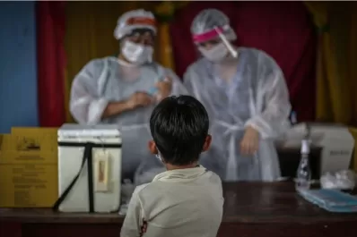 Covid-19: qué efectos adversos observó la Sociedad Argentina de Pediatría en niños vacunados