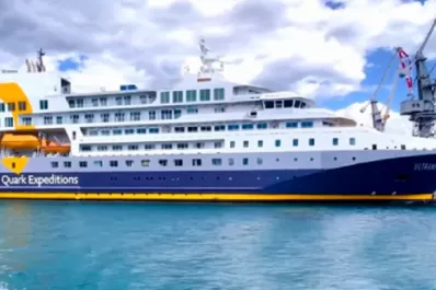 Un segundo test a una tripulante del buque Hamburg dio negativo