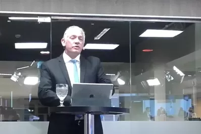 El editorial de Van Mameren: los chismes tienen más fuerza que las necesidades institucionales