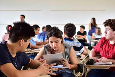 Tres de cada 10 universitarios egresan en el tiempo esperado: qué eligen los estudiantes