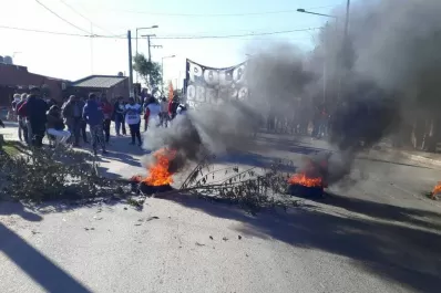 Récord de piquetes en el país: cuántos cortes hubo en Tucumán el último mes