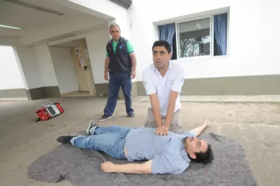 Un paso a paso que salva vidas: cómo hacer reanimación cardiopulmonar