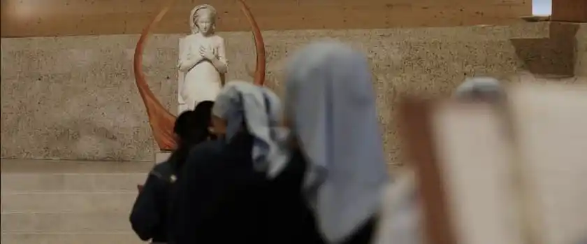 EL PODER DE LA ORACIÓN. Documental de Jorge Pareja.