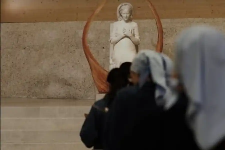 EL PODER DE LA ORACIÓN. Documental de Jorge Pareja.