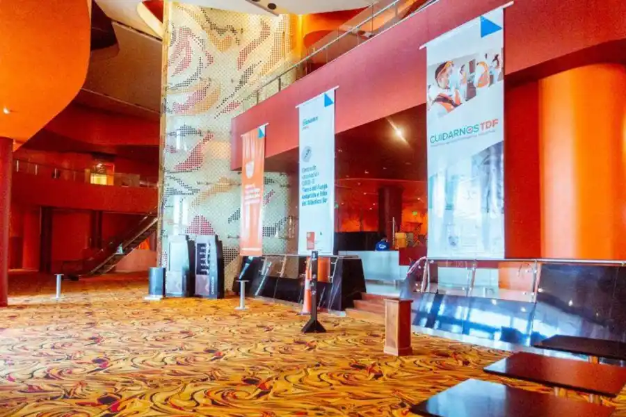 OTROS ROLES. El edificio del ex casino se reconvirtió en vacunatorio durante la pandemia.