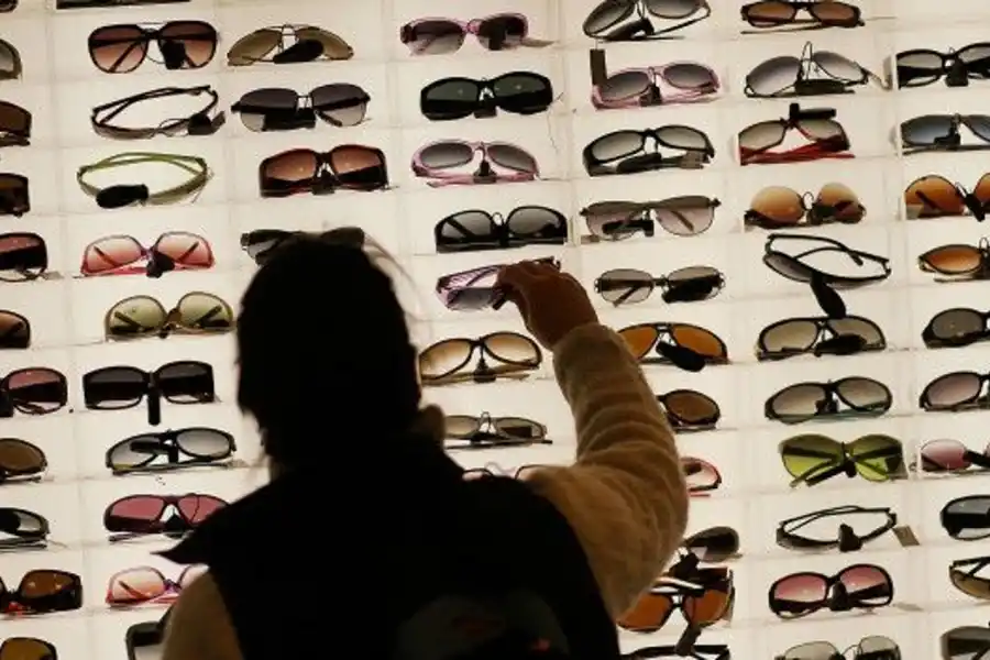 La importancia de proteger los ojos del sol: ¿qué tener en cuenta a la hora de elegir anteojos?