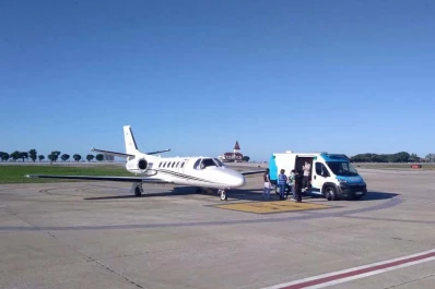 Un niño con leucemia vuelve  a Tucumán en el avión sanitario, tras un duro diagnóstico
