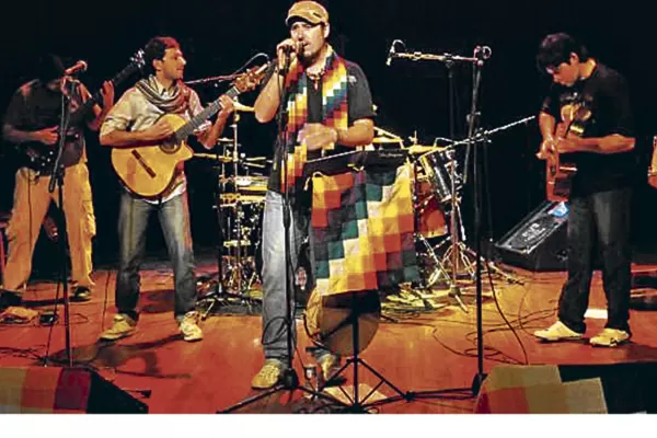 Festejo por Canal 10 por los 15 años del festival Confluencias