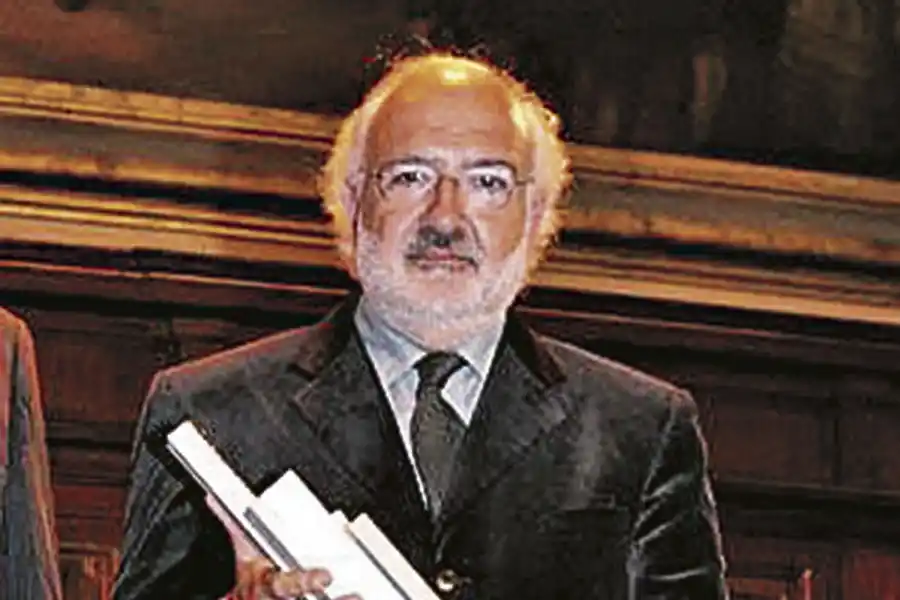 Juan Bedoian, fundador de Ñ, (1947-2021): la mano prodigiosa de un gran editor