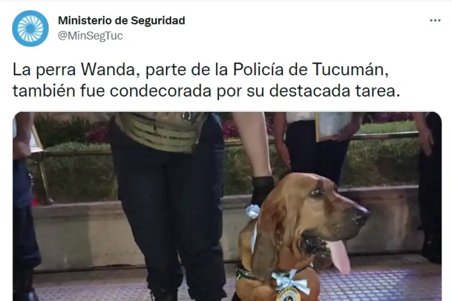 La perra adiestrada Wanda también fue condecorada en el aniversario de la Policía de Tucumán