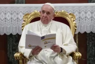 Francisco advierte sobre un retroceso de la democracia