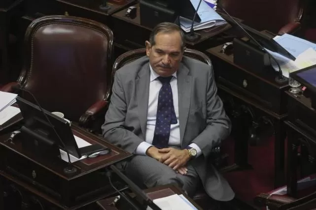 EN LA CÁMARA ALTA. José Alperovich en su banca senatorial, que ocupó hasta diciembre de 2021.