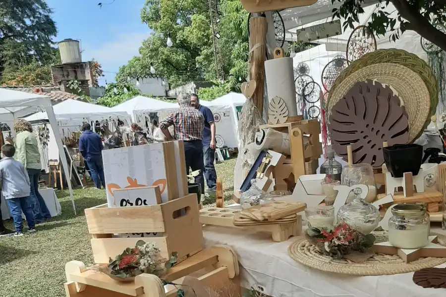 Casi 100 marcas para comprar con el descuento del Club La Gaceta en vísperas de la Navidad