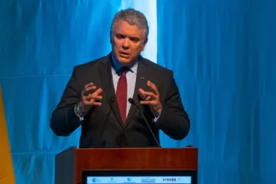 Un tribunal le ordenó cinco días de arresto domiciliario al presidente de Colombia