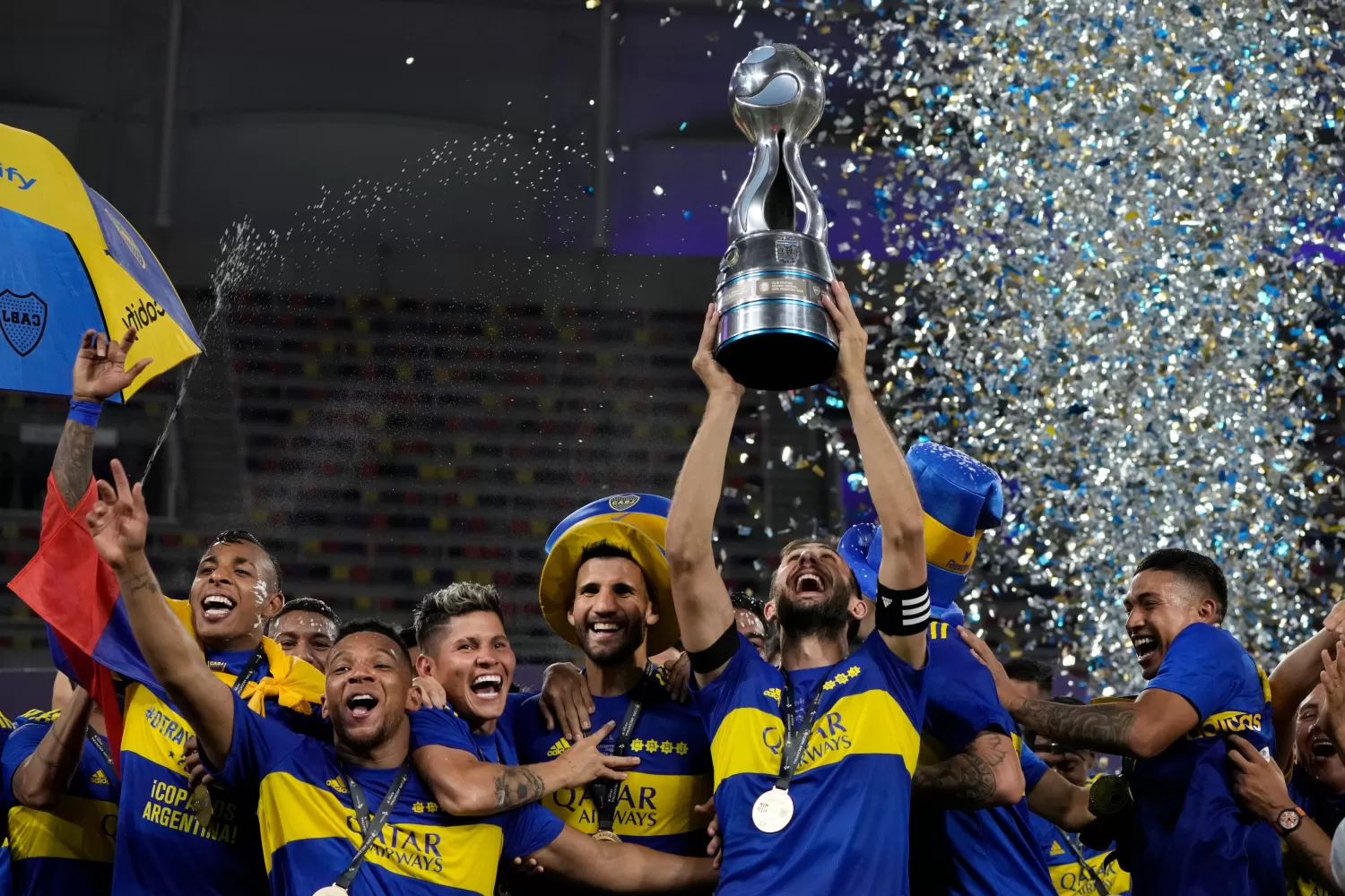 ALEGRÍA XENEIZE. Boca conquistó la Copa Argentina ante Talleres. Foto Twitter @BocaJrsOficial