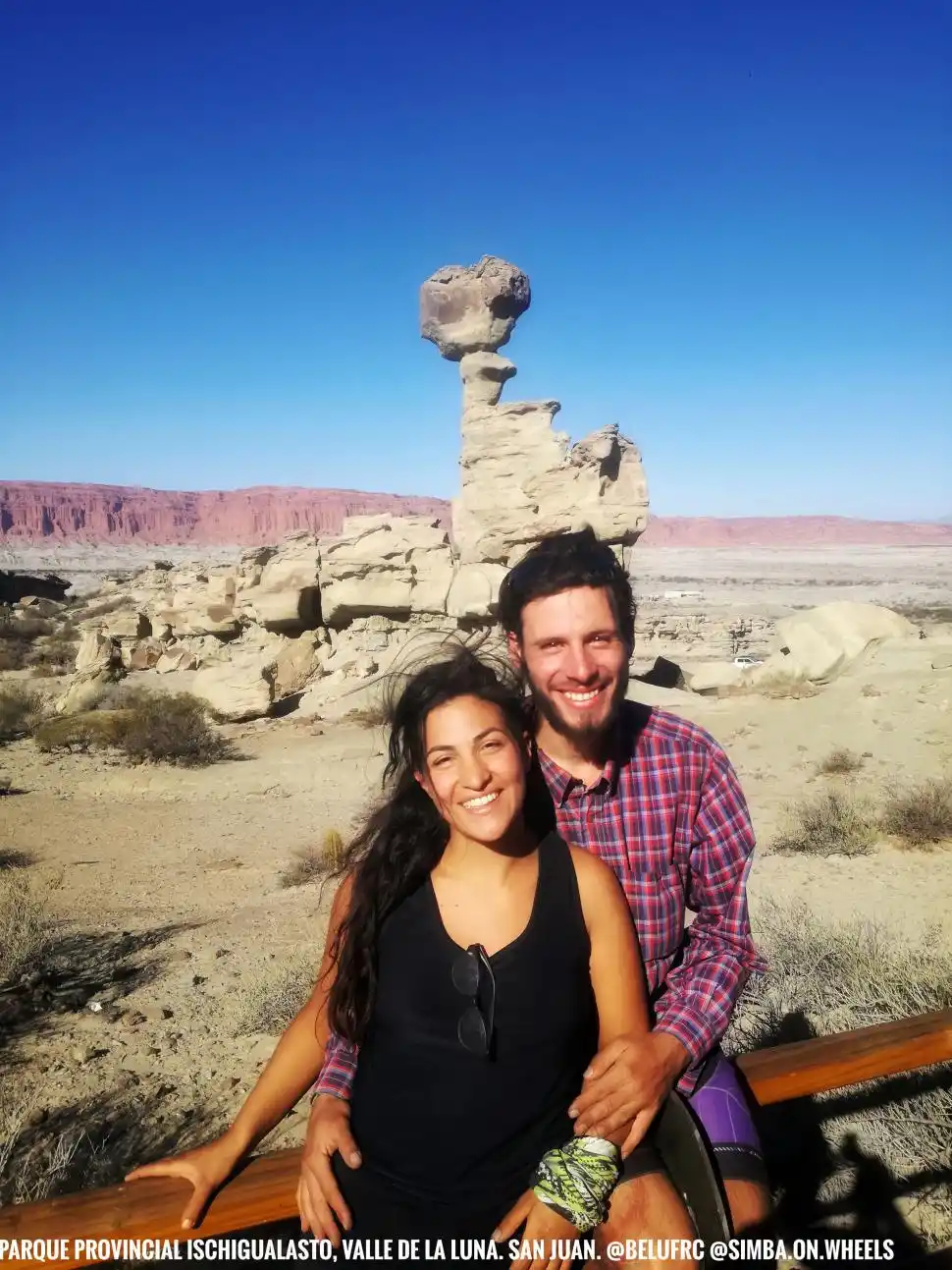 Junto a su perro recorren el país en bicicleta y se enamoraron de Tucumán