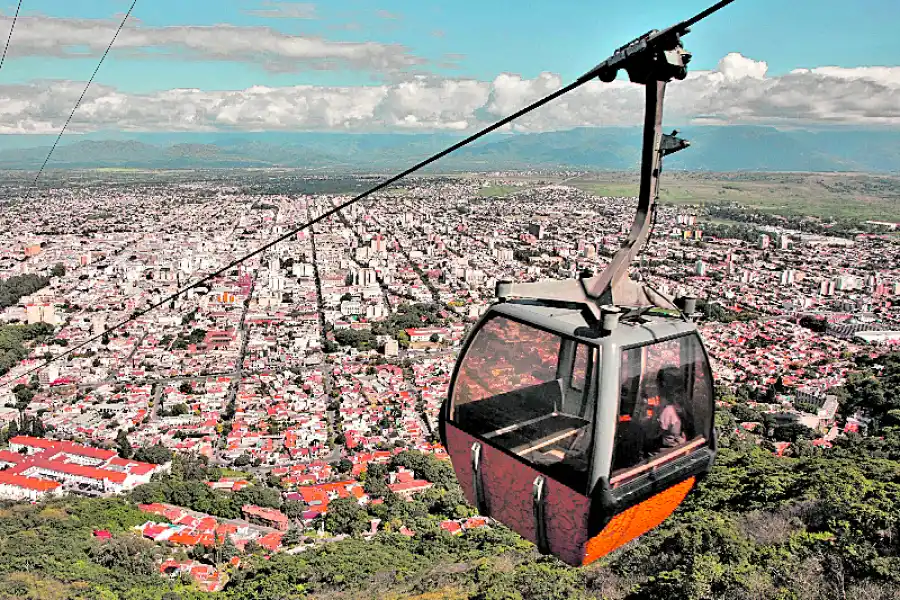 Especial vacaciones: turismo en Salta