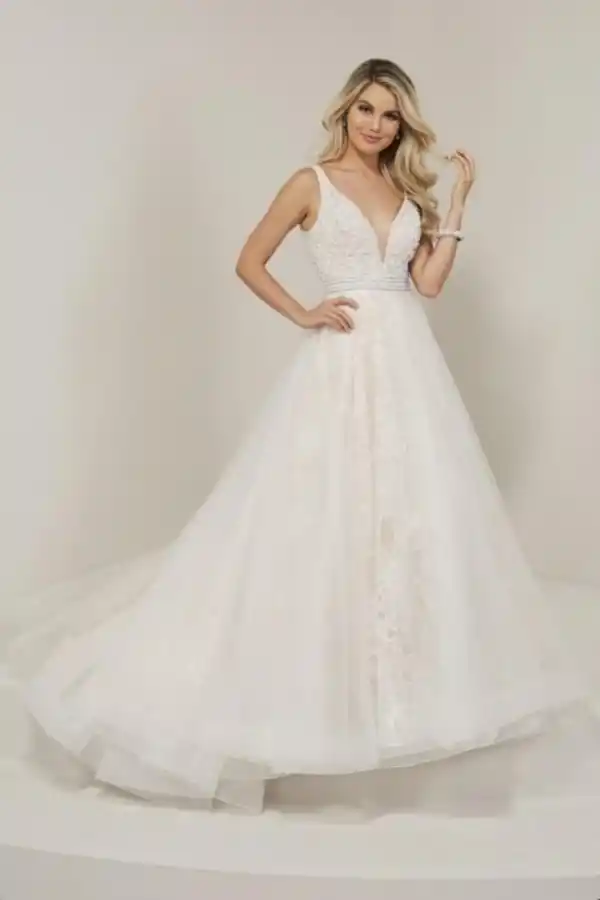 Ahora, las adolescentes celebran los 15 a los 16