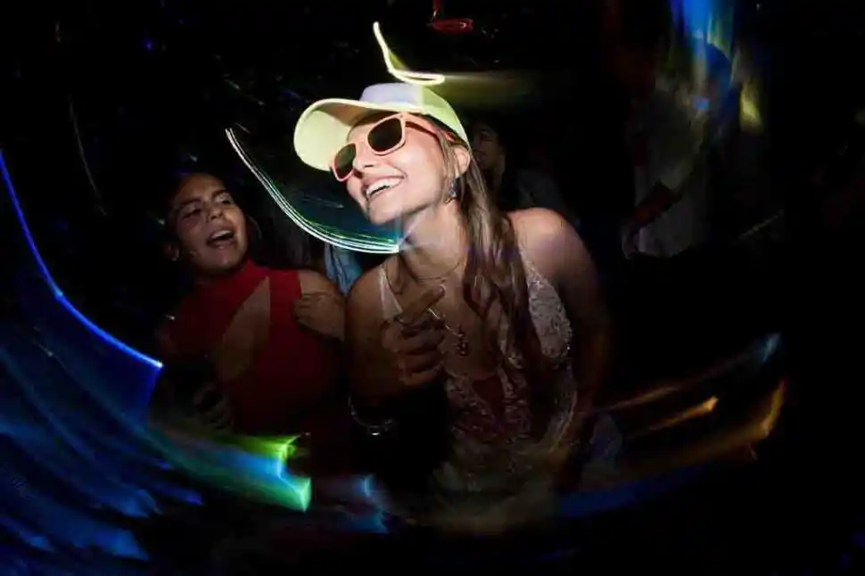 Ahora, las adolescentes celebran los 15 a los 16