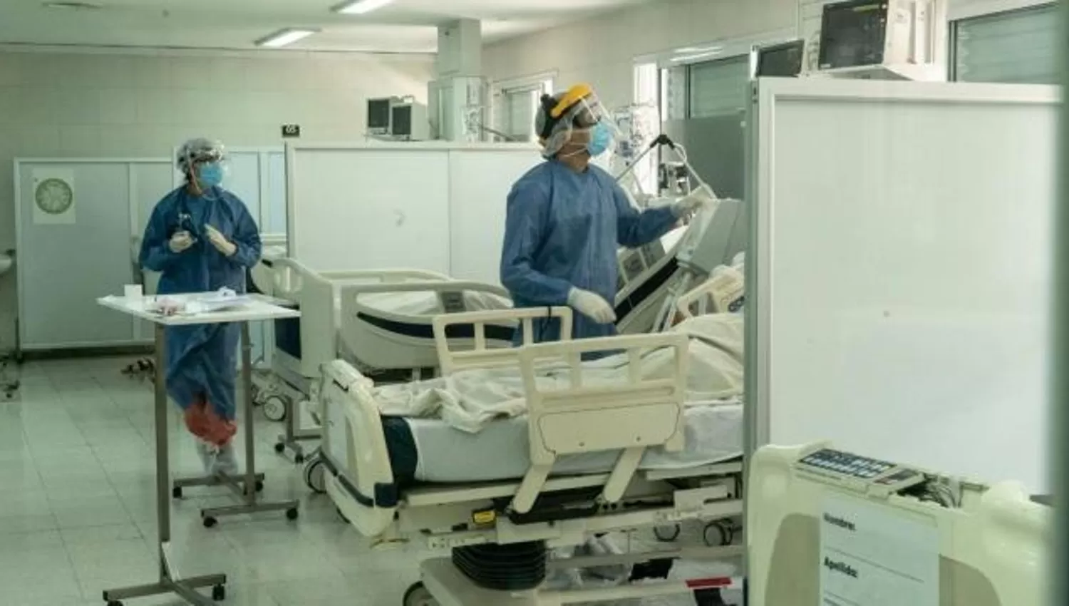 EN AUMENTO. En Tucumán hay casi 100 pacientes recibiendo cuidados intensivos en todo el sistema de salud.